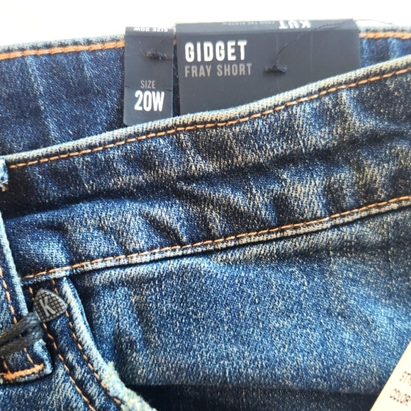 🏷️KUT FROM THE KLOTH Gidget High Rise Frey Short Plus Size 20W - Picture 8 of 13